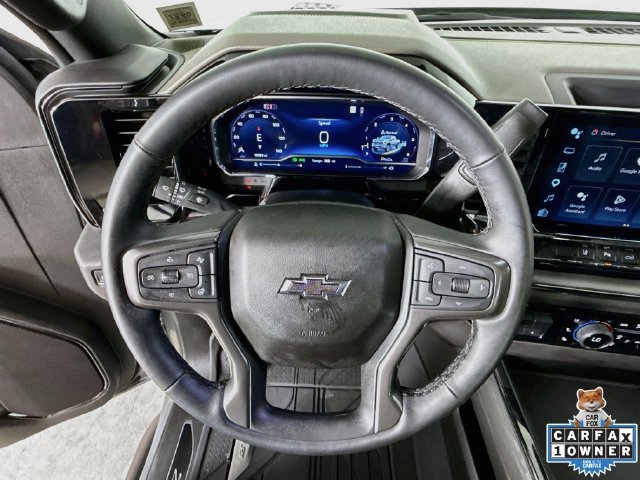 Used 2025 Chevrolet Silverado 2500 ZR2 w/ Technology Package AWD/4WD image 4