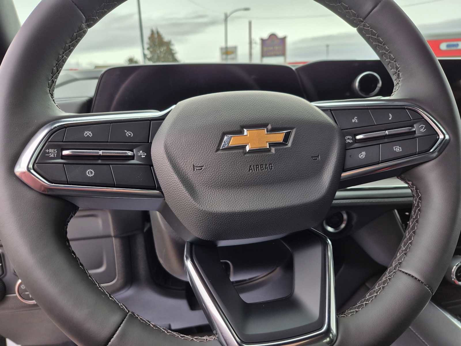 New 2026 Chevrolet Suburban LT w/ Comfort Package AWD/4WD image 17