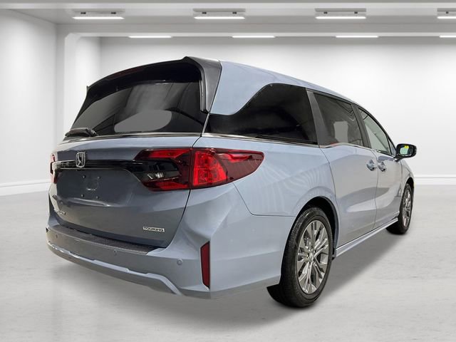 New 2026 Honda Odyssey Touring image 3