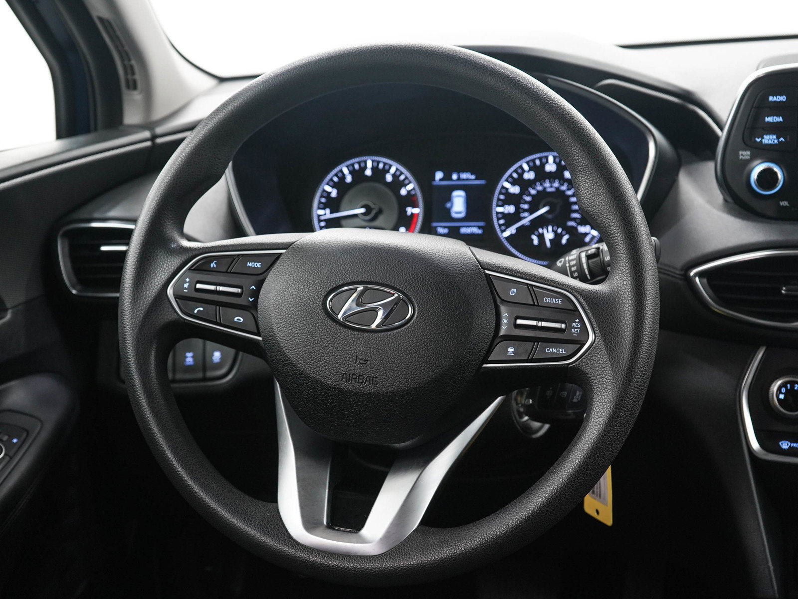 Used 2020 Hyundai Santa Fe SE AWD/4WD image 16