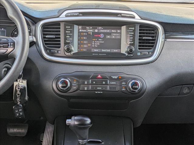 Used 2018 Kia Sorento LX image 14