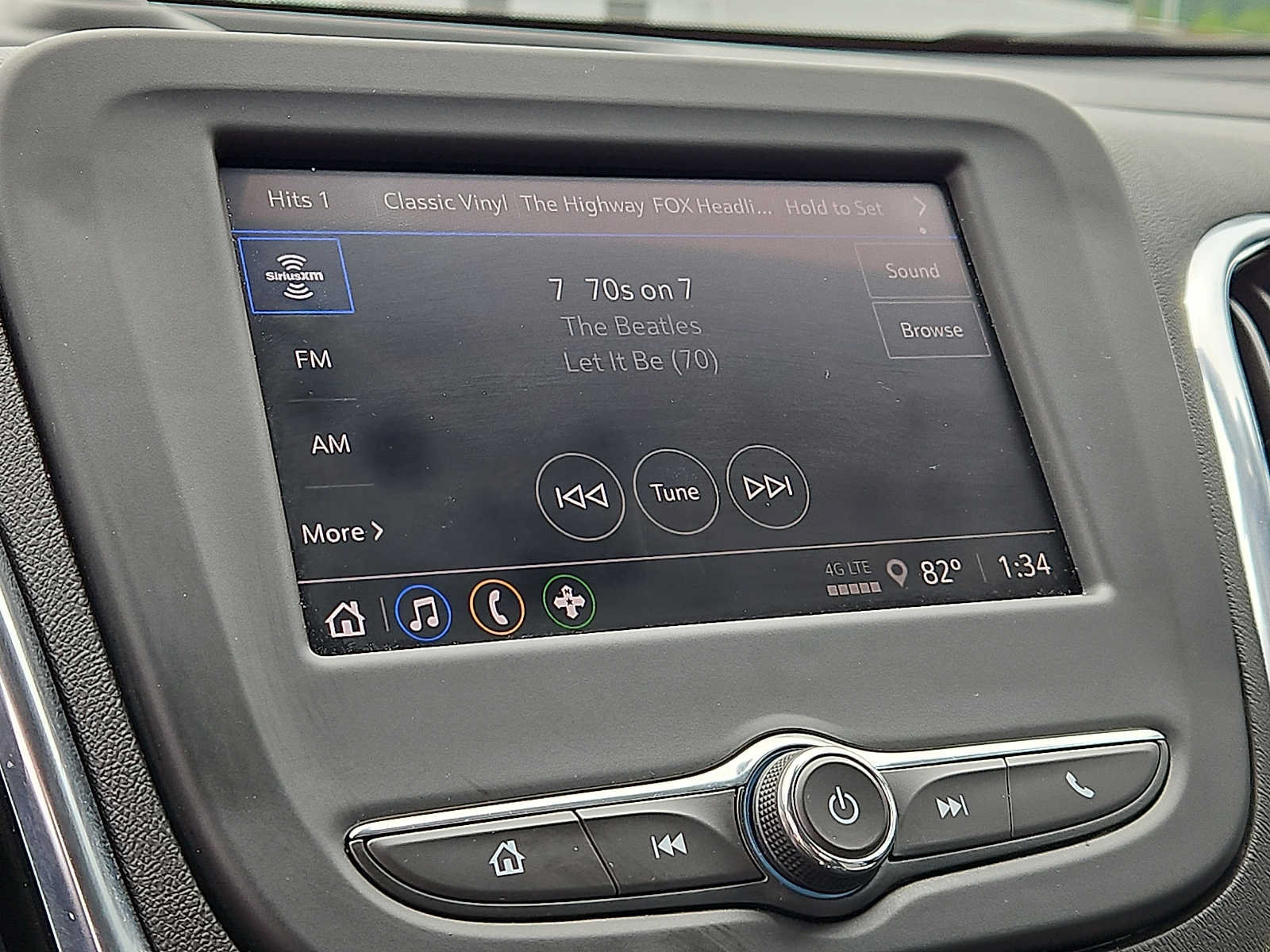 Certified 2023 Chevrolet Equinox LS AWD/4WD image 17