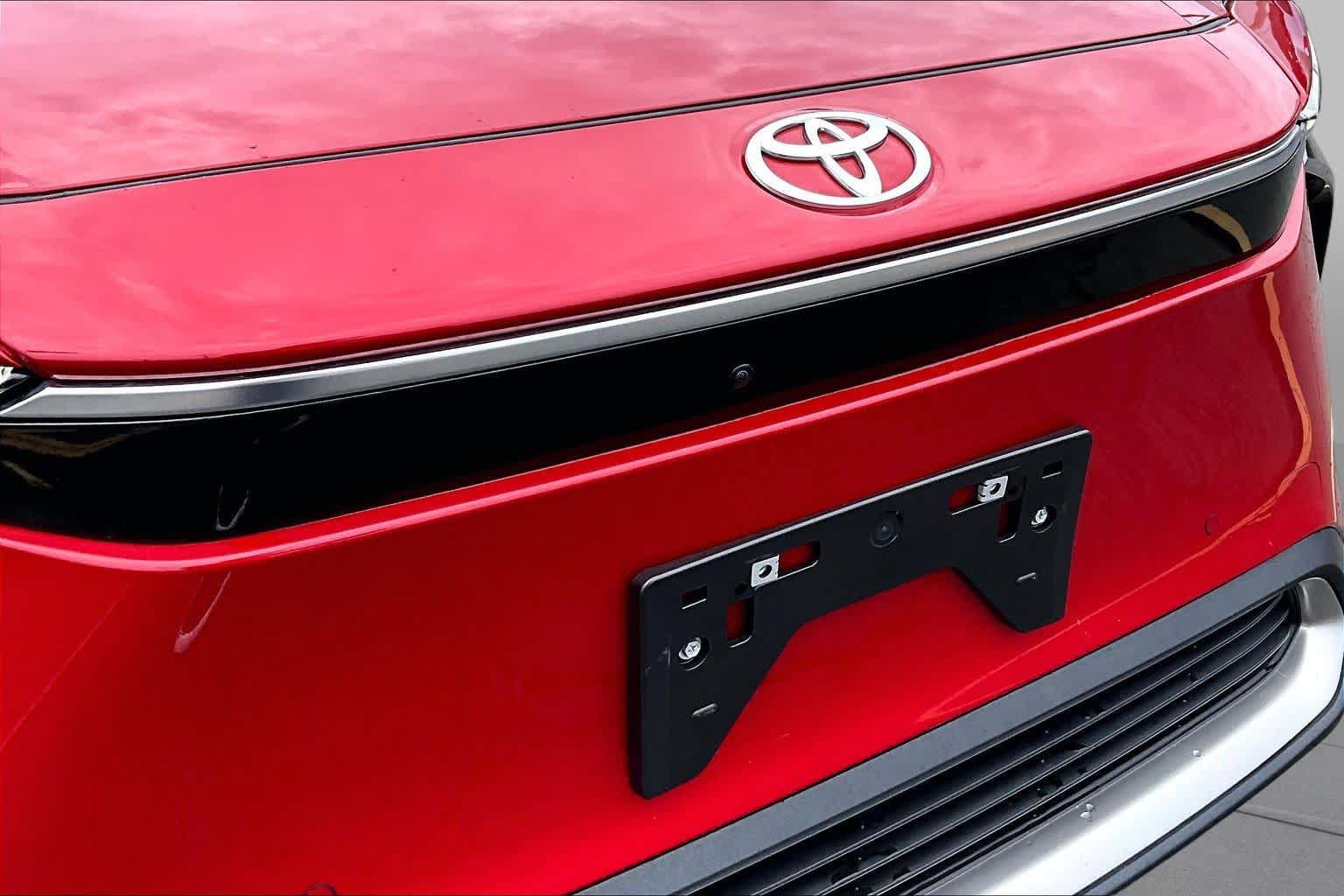 Used 2024 Toyota bZ4X FWD w/ Weather Package image 29