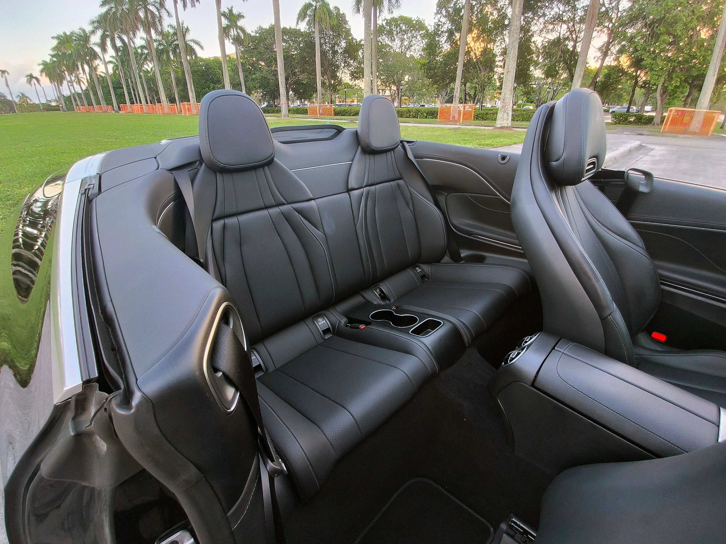 Used 2025 Mercedes-Benz CLE 300 4MATIC Cabriolet image 12