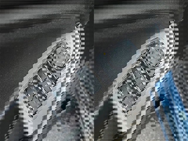 Certified 2025 Chevrolet Malibu RS image 15