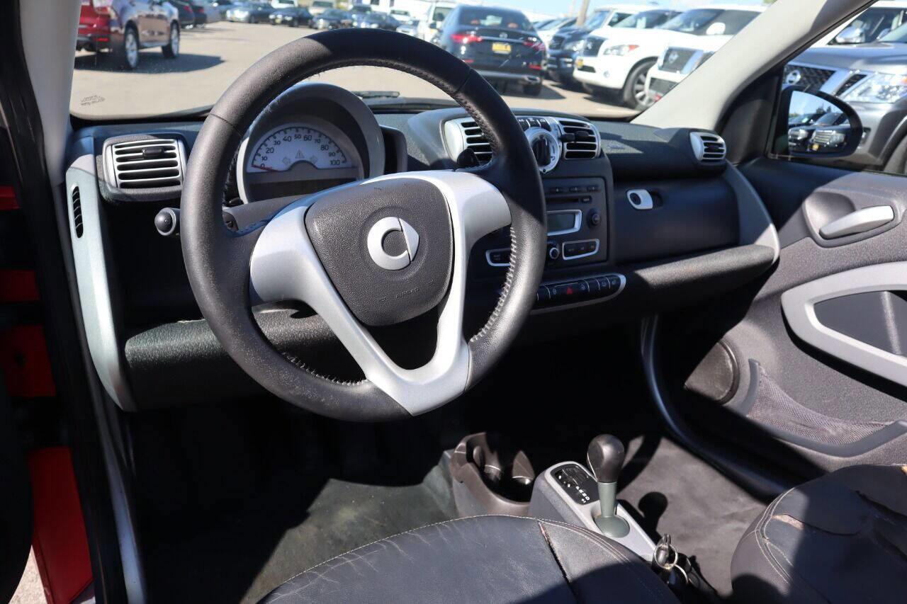 Used 2009 smart fortwo passion image 6