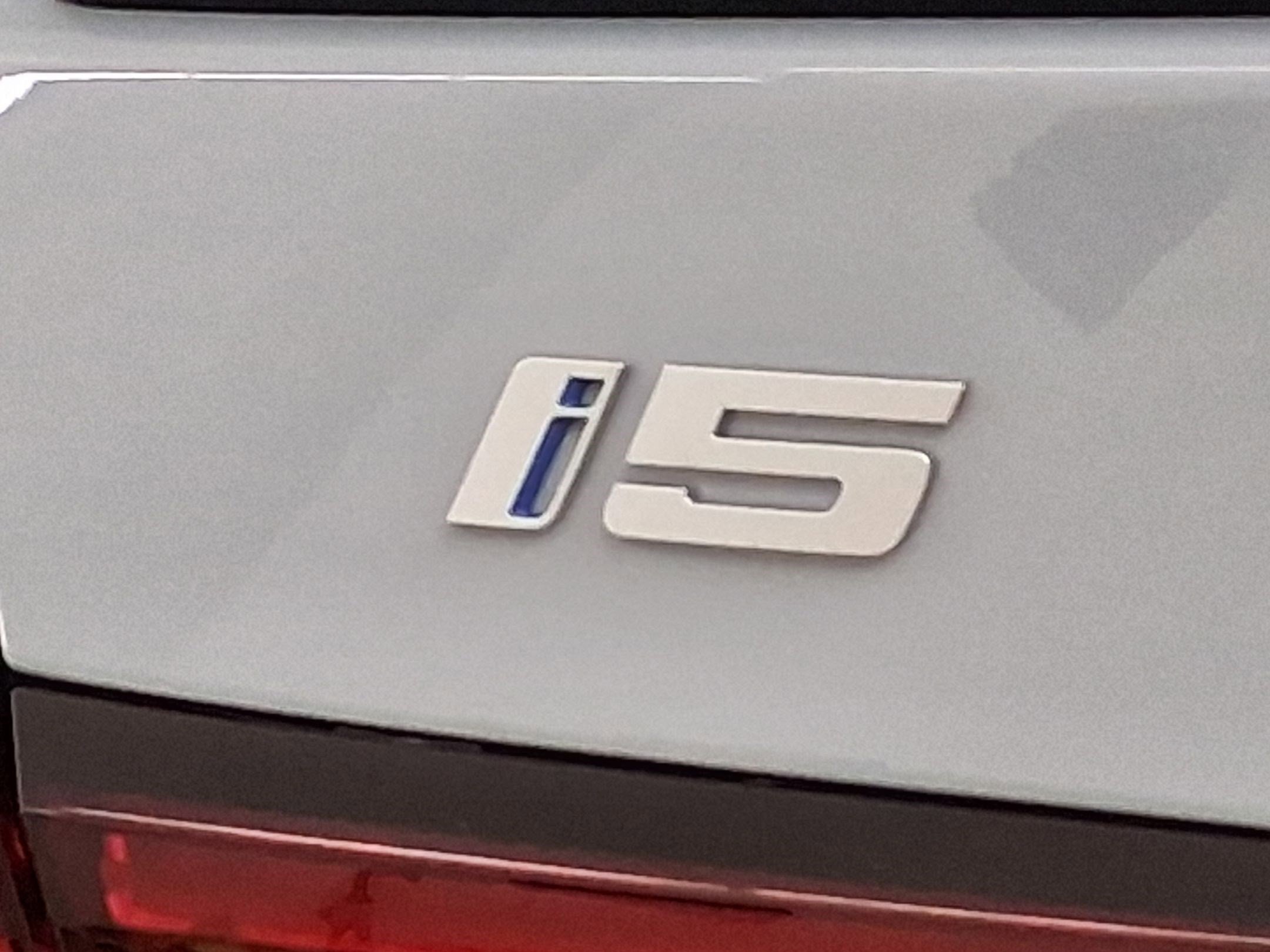 New 2026 BMW i5 eDrive40 w/ M Sport Package RWD image 21
