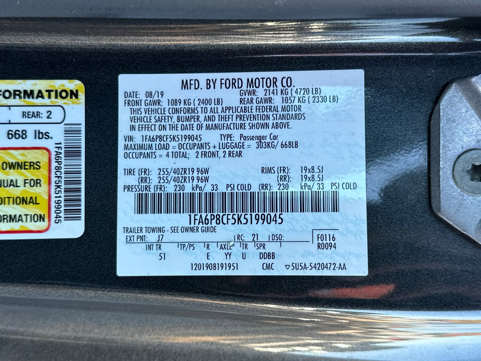 Used 2019 Ford Mustang GT Premium w/ Equipment Group 401A image 31