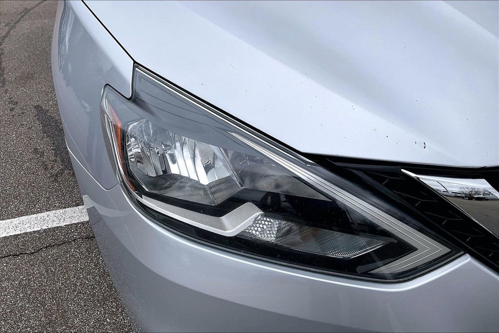 Used 2016 Nissan Sentra SV image 21