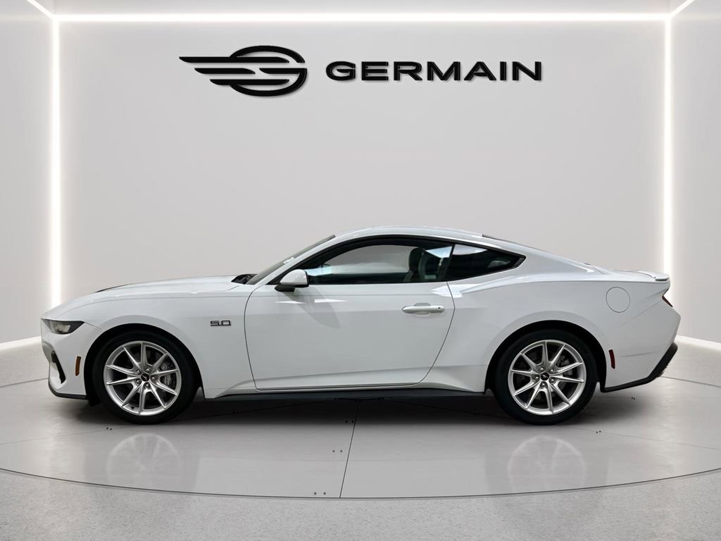 Used 2024 Ford Mustang GT Premium RWD image 4