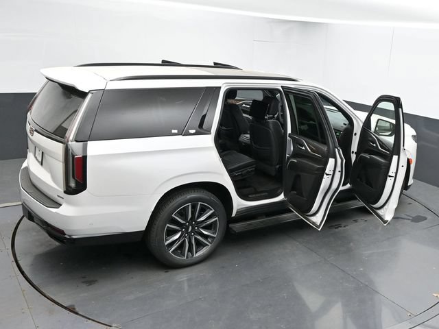 Used 2024 Cadillac Escalade Sport Platinum w/ LPO, Floor Liner Package AWD/4WD image 71