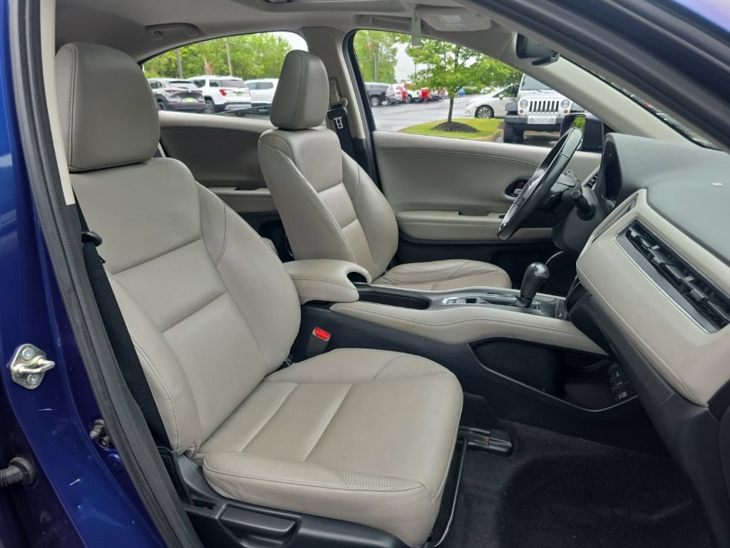 Used 2017 Honda HR-V EX-L image 32