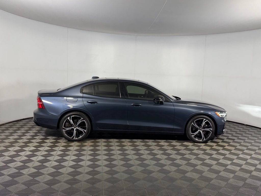 Used 2024 Volvo S60 B5 Core AWD/4WD image 7