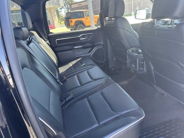 Used 2024 RAM 1500 Laramie AWD/4WD image 9