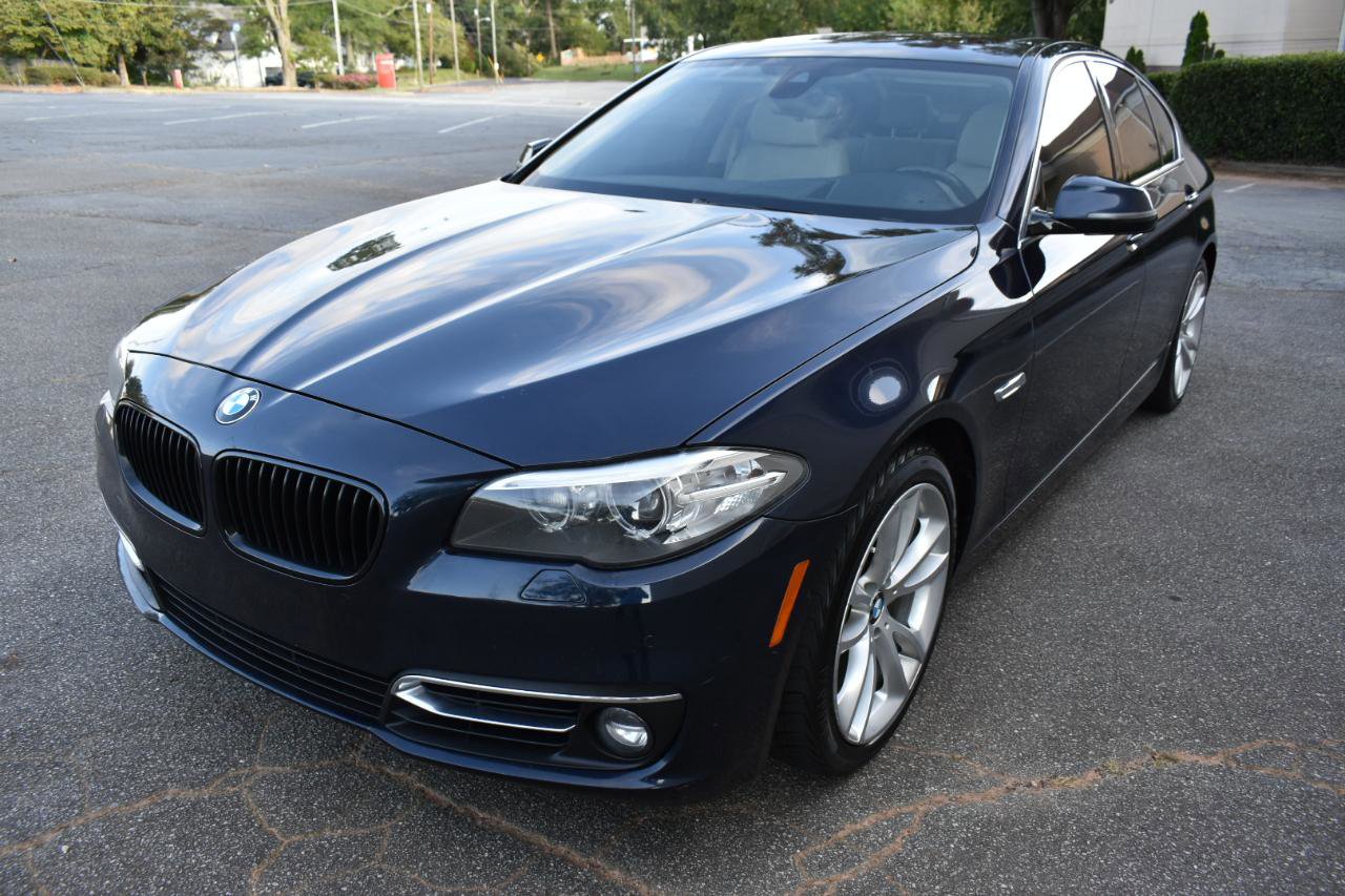 Used 2015 BMW 550i Sedan RWD image 2