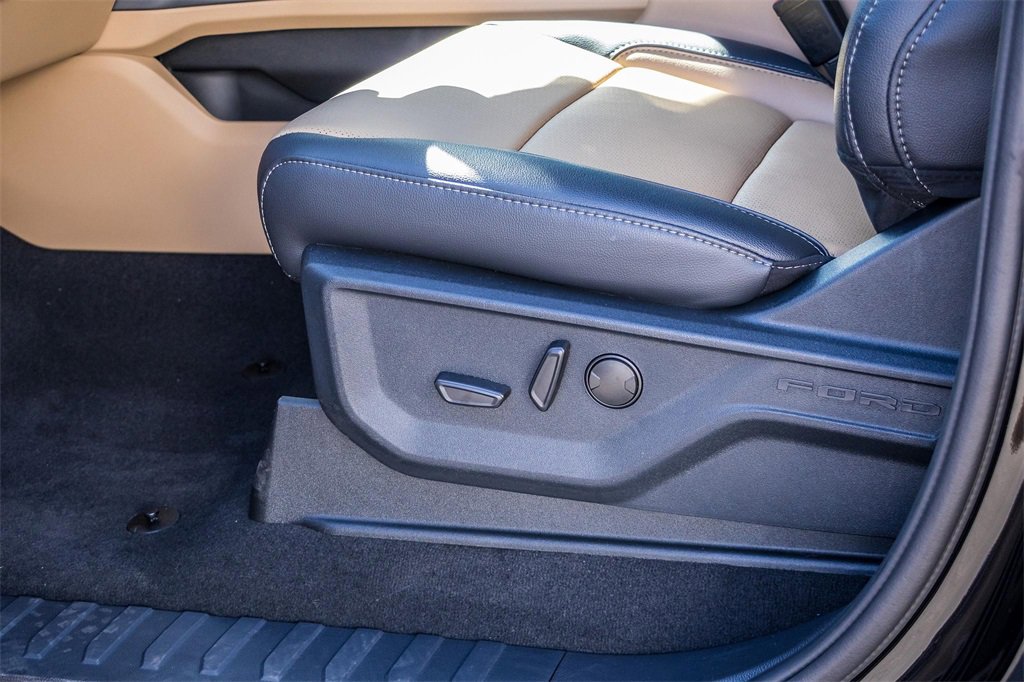 New 2026 Ford F350 Lariat image 23