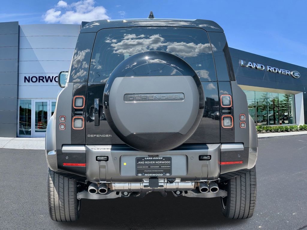 New 2026 Land Rover Defender 90 V8 AWD/4WD image 5