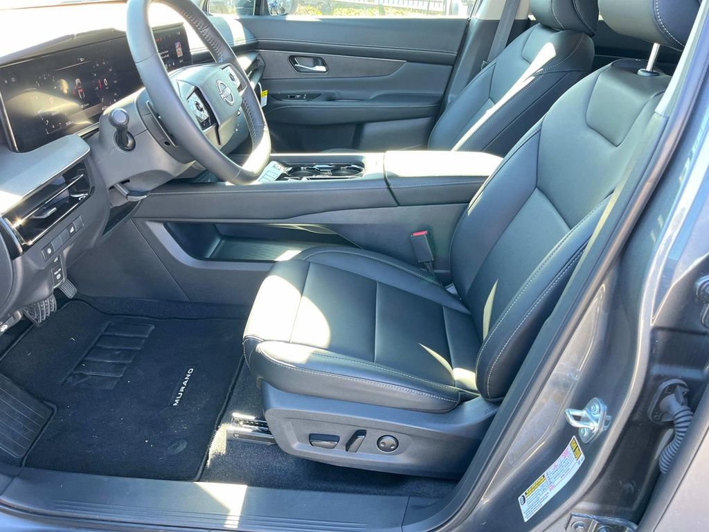 Certified 2025 Nissan Murano SV image 30
