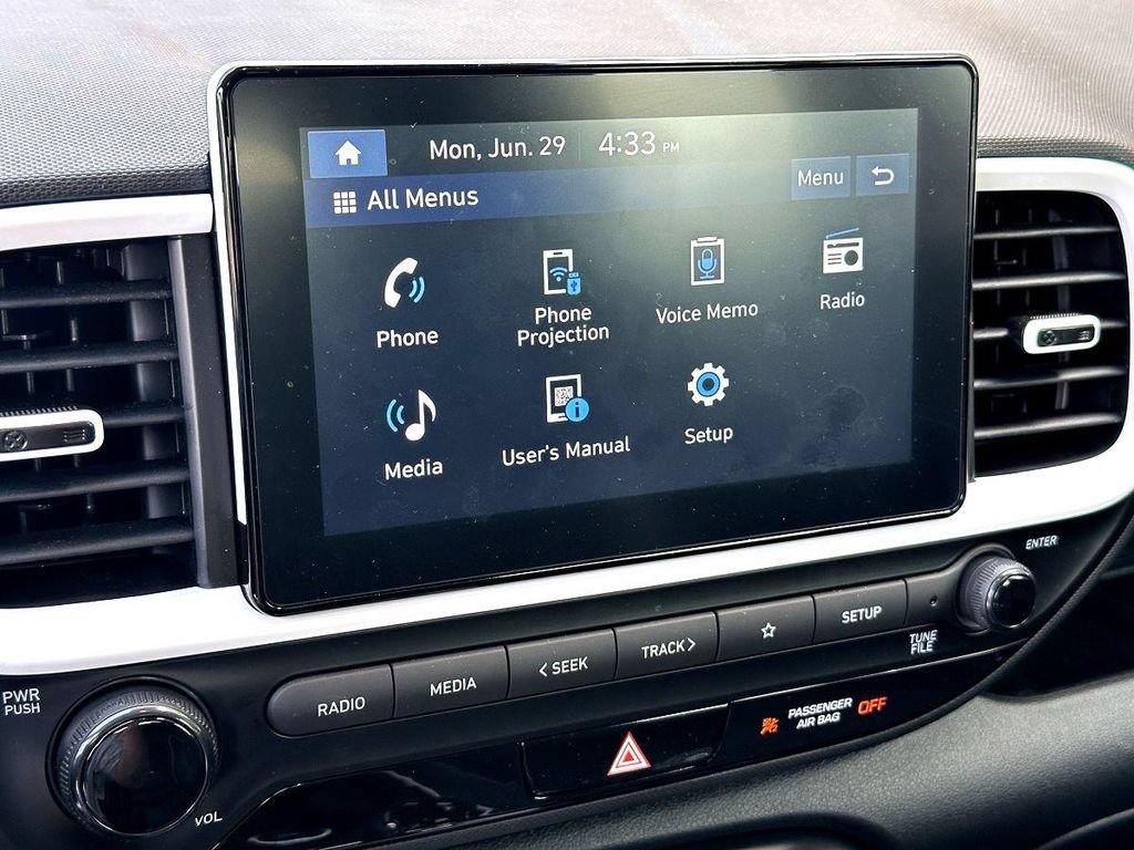 Used 2026 Hyundai Venue SEL FWD image 17