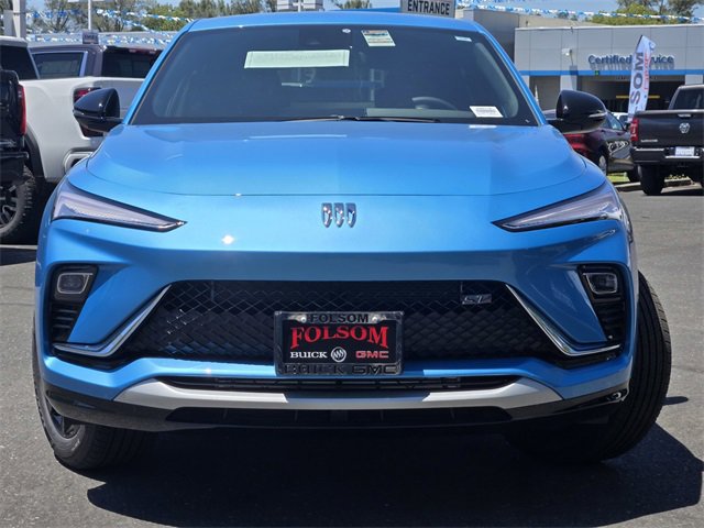 New 2025 Buick Envista Sport Touring w/ Advanced Safety Package image 2