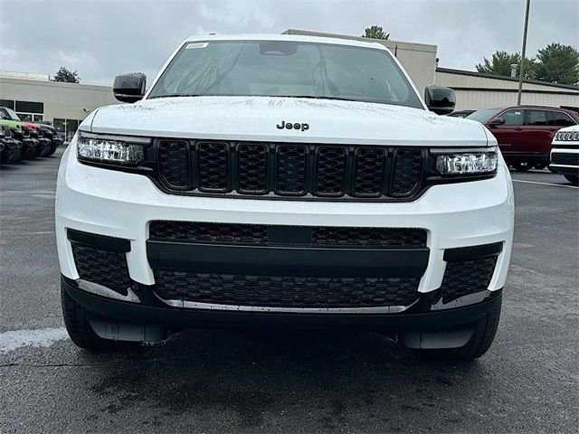 New 2025 Jeep Grand Cherokee L Altitude image 27