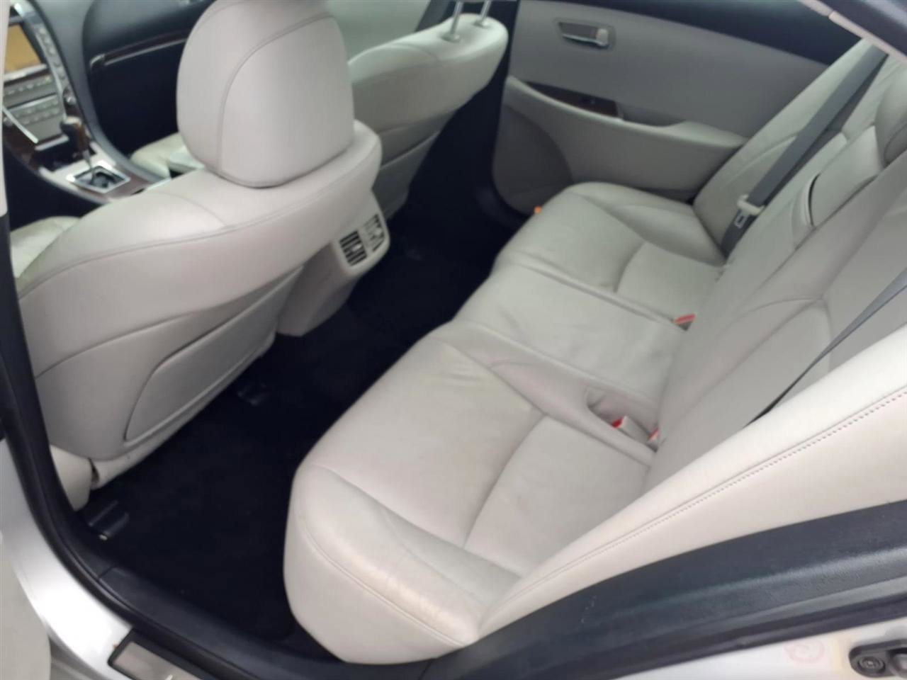 Used 2010 Lexus ES 350 image 7