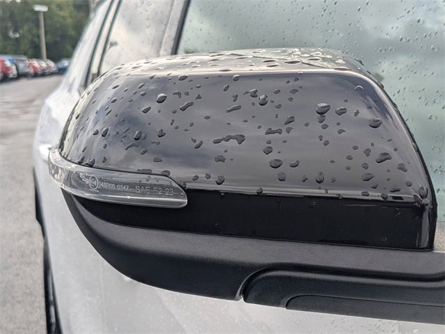 Used 2025 Chevrolet Traverse LT image 10