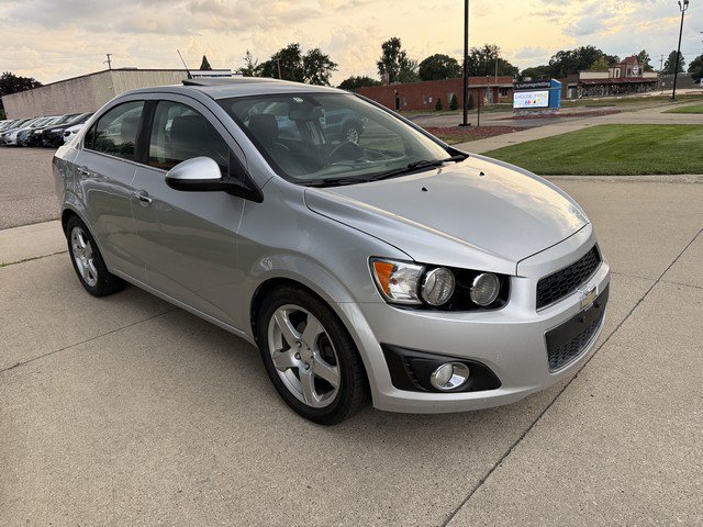 Used 2014 Chevrolet Sonic LTZ FWD image 3