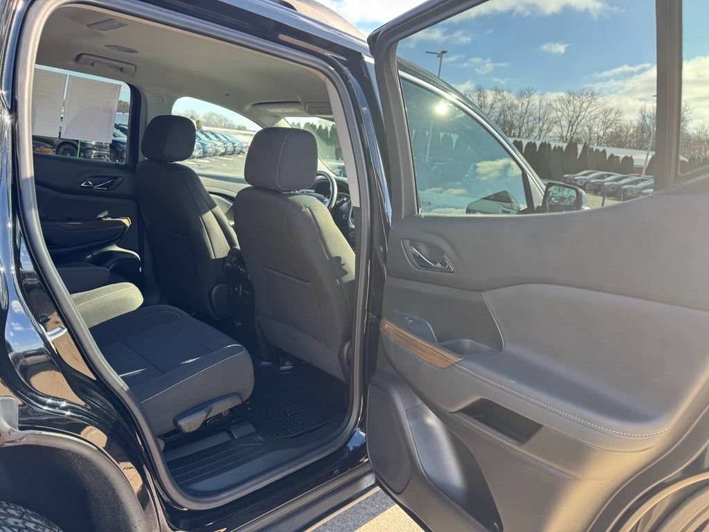 Used 2023 GMC Acadia SLE w/ Driver Convenience Package AWD/4WD image 18