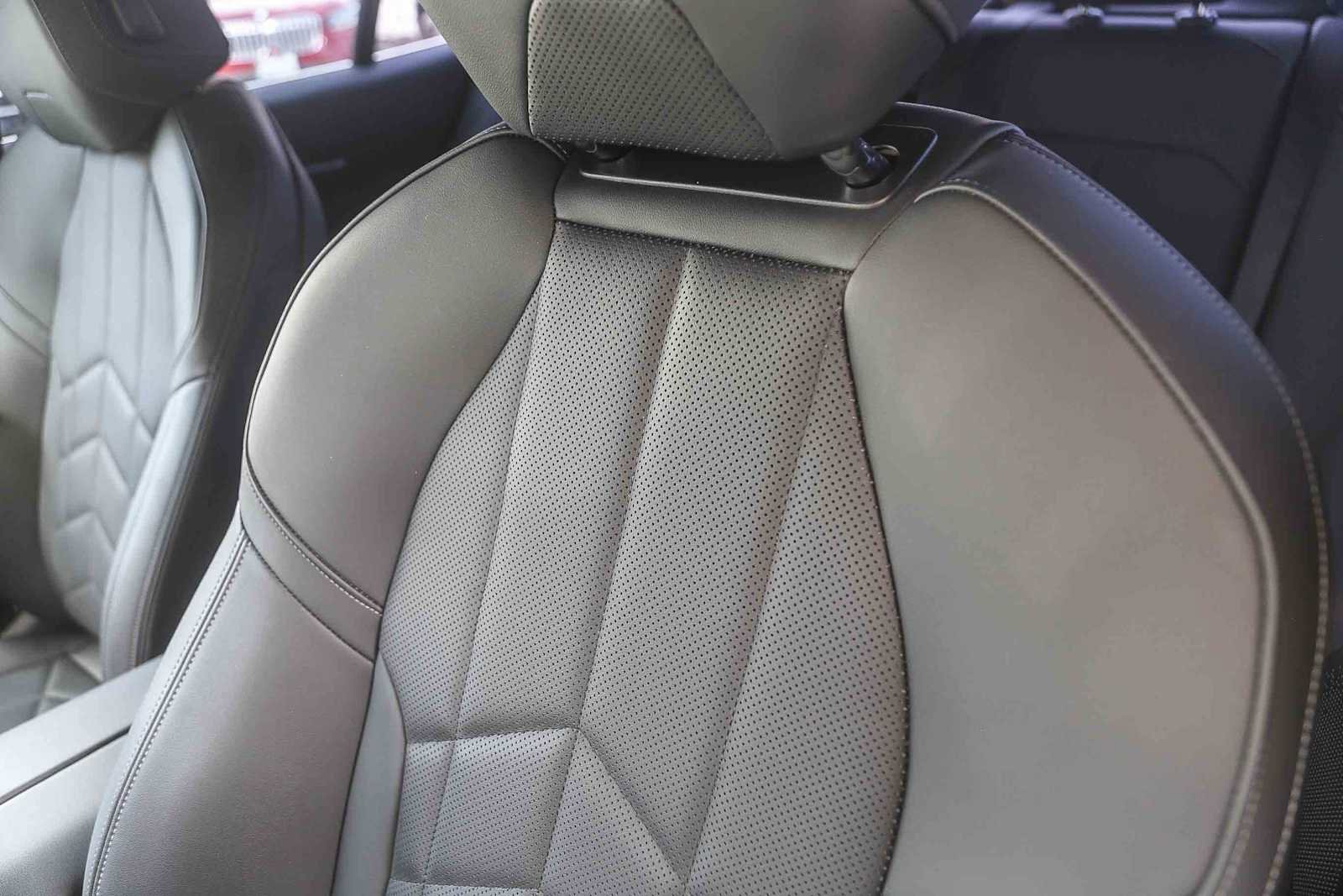 Used 2024 BMW i5 eDrive40i w/ M Sport Package image 21