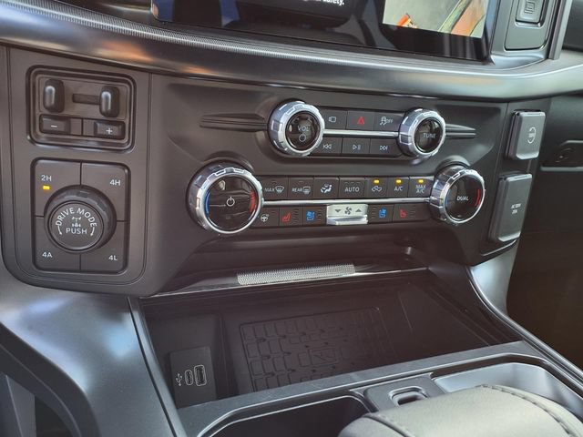 Certified 2025 Ford F150 Lariat w/ Equipment Group 501A Mid AWD/4WD image 8