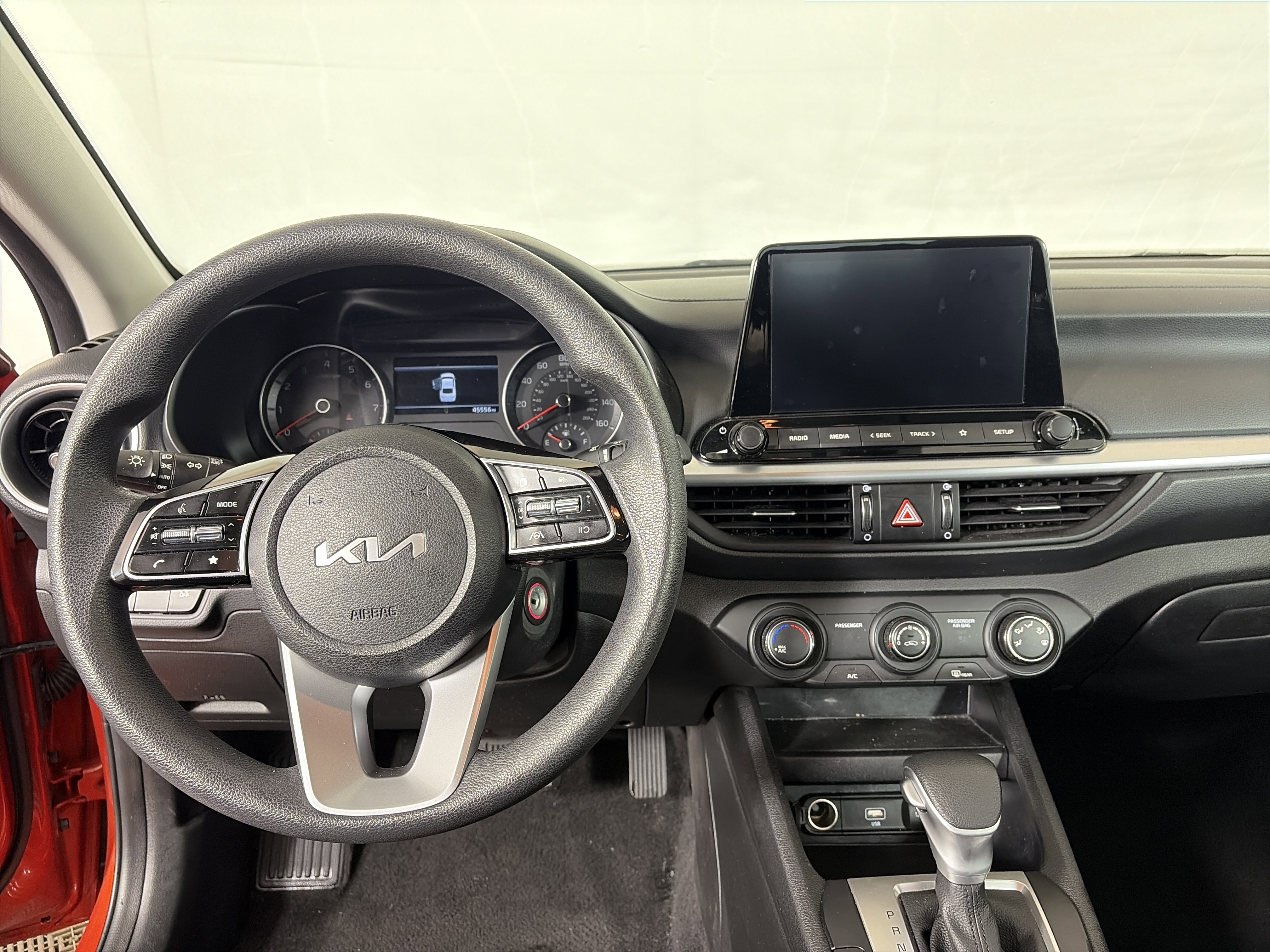Used 2023 Kia Forte LXS w/ LXS Technology Package FWD image 3