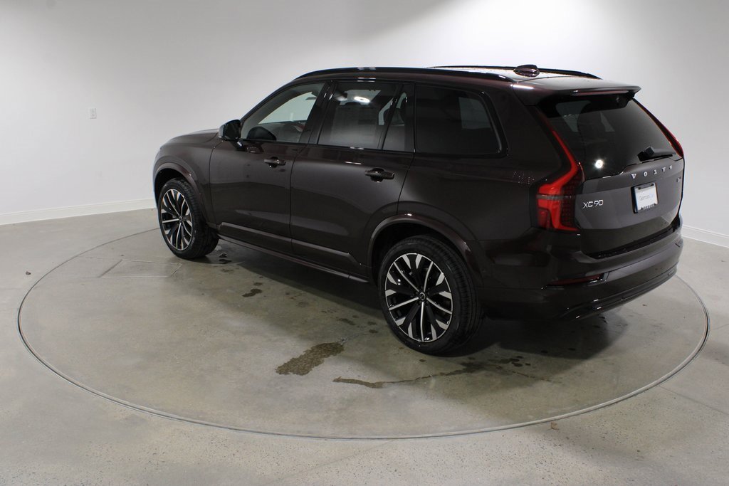 New 2026 Volvo XC90 B6 Ultra w/ Protection Package image 3