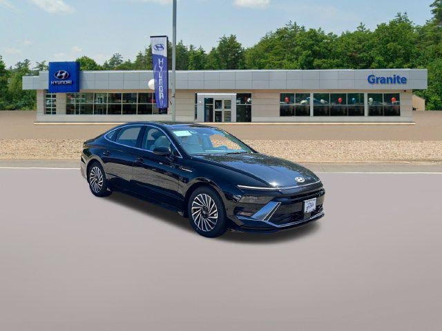 New 2026 Hyundai Sonata SEL FWD image 4