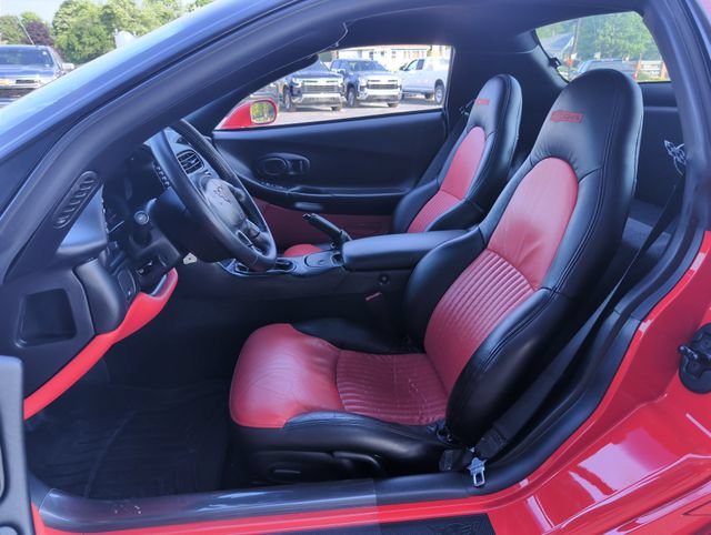 Used 2002 Chevrolet Corvette Z06 w/ Memory Pkg RWD image 11