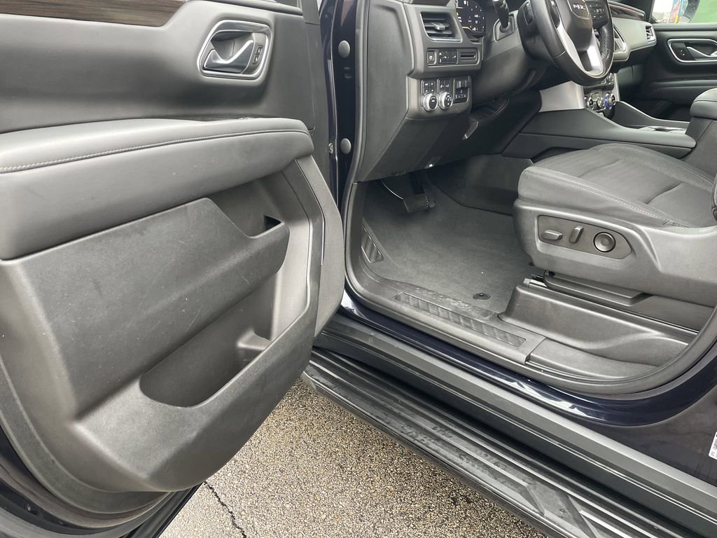 Used 2022 GMC Yukon SLE w/ Max Trailering Package image 14