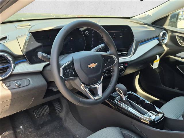 New 2026 Chevrolet Trax LT w/ Driver Confidence Package FWD image 3