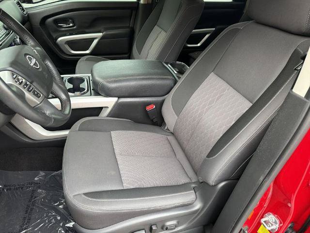 Certified 2024 Nissan Titan SV w/ SV Convenience Package RWD image 18