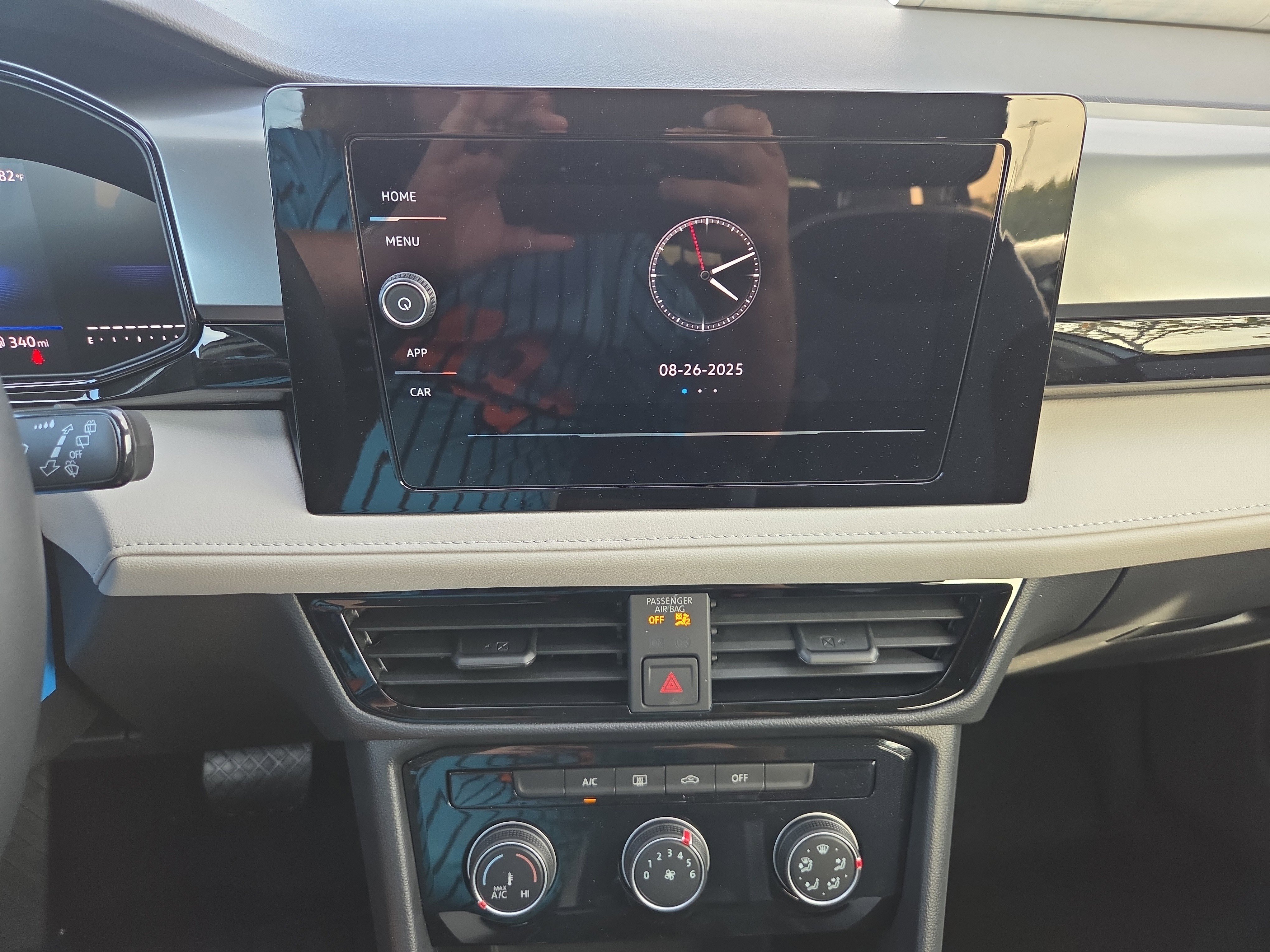 New 2025 Volkswagen Taos S image 10