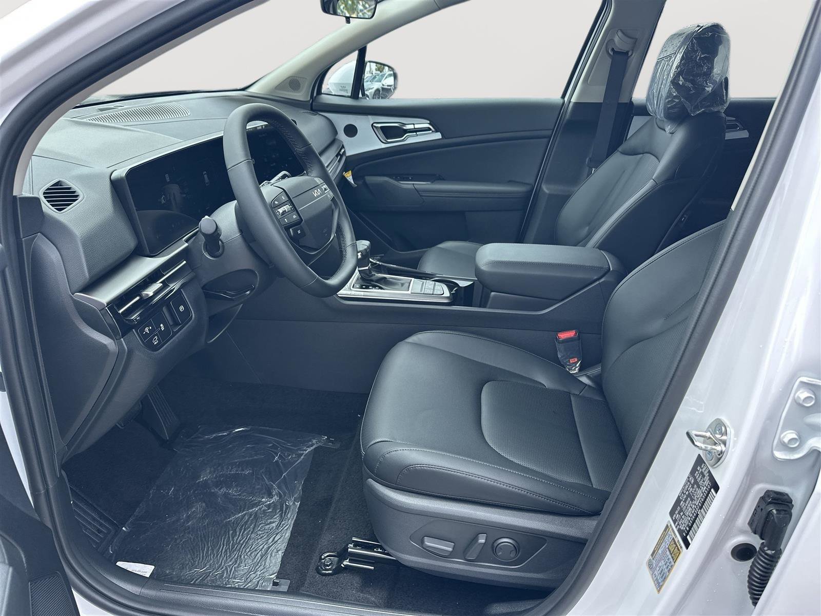 New 2026 Kia Sportage SX image 7