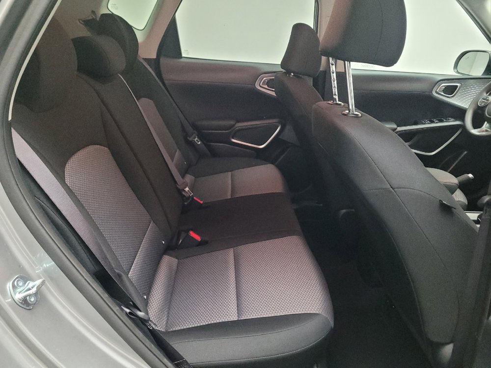Used 2025 Kia Soul S image 19