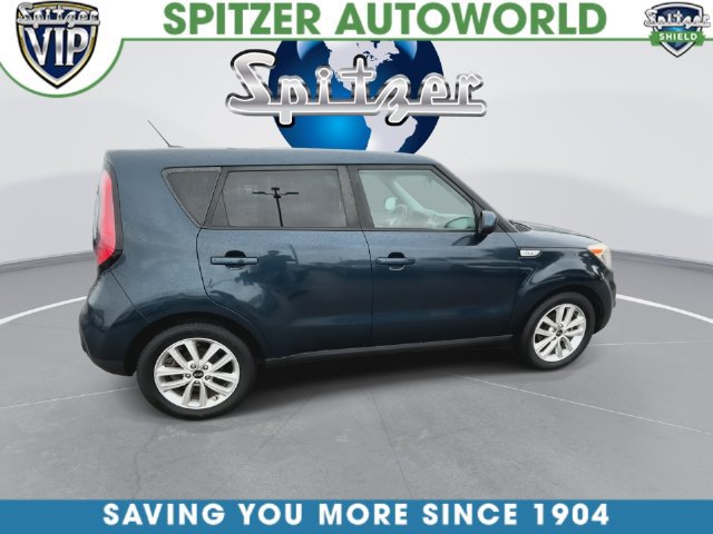 Used 2017 Kia Soul + FWD image 16