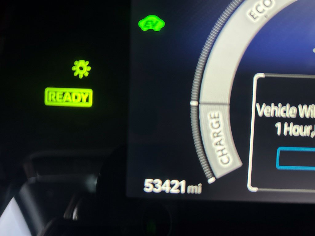 Certified 2025 Toyota Camry SE FWD image 16