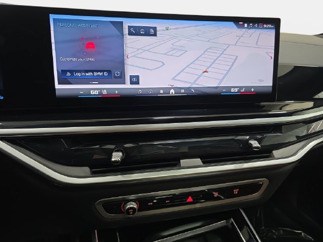Certified 2025 BMW X7 M60i AWD/4WD image 16