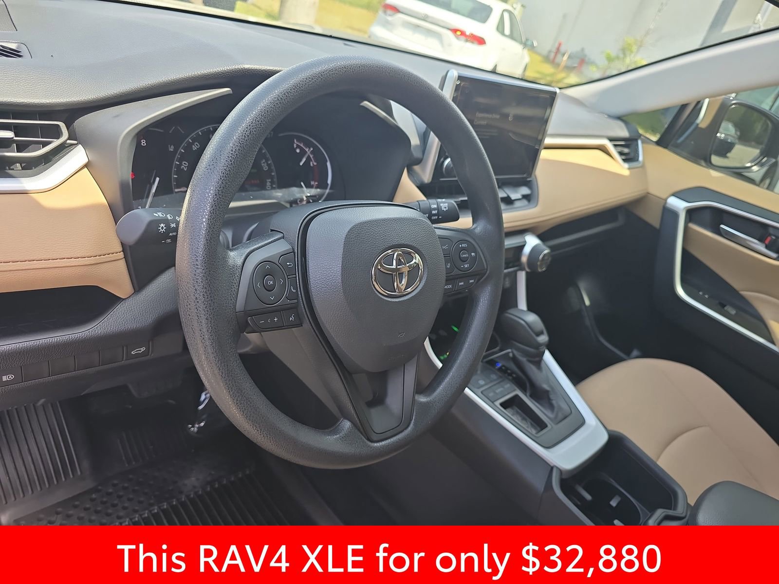 Used 2025 Toyota RAV4 XLE w/ Convenience Package FWD image 22