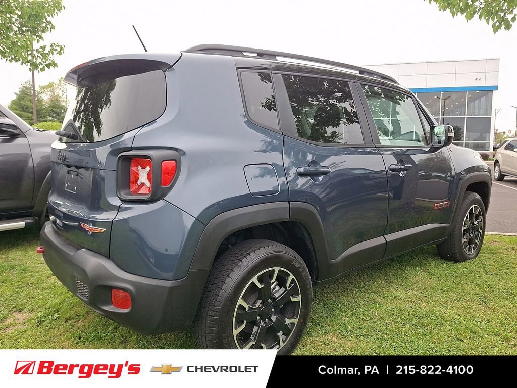 Used 2023 Jeep Renegade Trailhawk AWD/4WD image 5