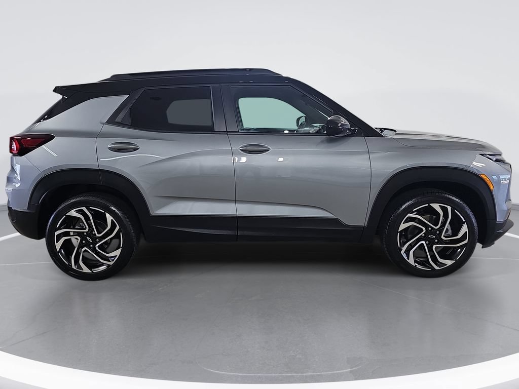 Certified 2024 Chevrolet TrailBlazer RS w/ Convenience Package AWD/4WD image 2
