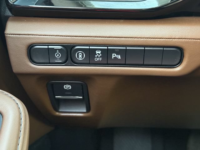 Certified 2024 Acura MDX w/ Technology Package AWD/4WD image 22