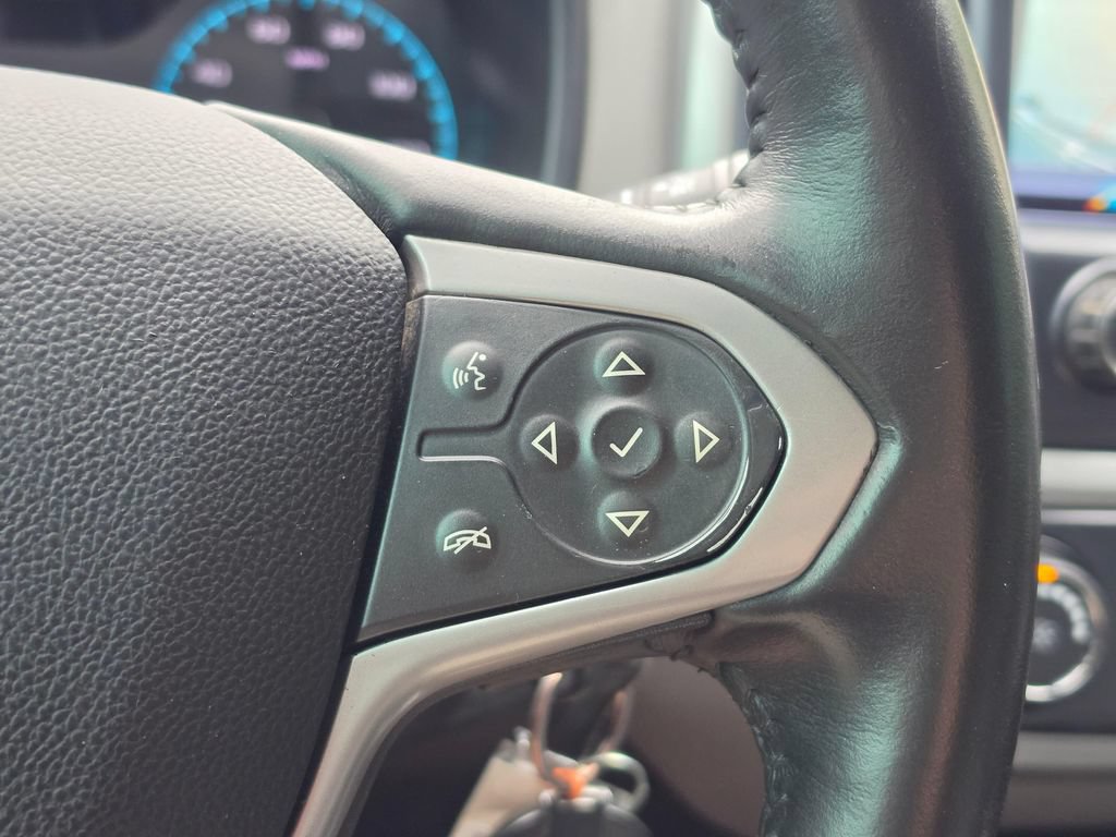 Used 2018 Chevrolet Colorado LT AWD/4WD image 32