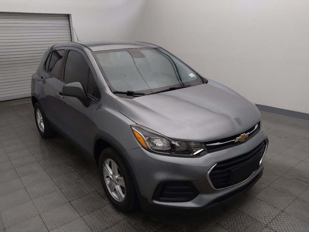 Used 2020 Chevrolet Trax LS FWD image 13
